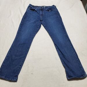 Levi's Classic Straight Womens Tag Size 6 (28x28) Denim Blue Jeans Stretch